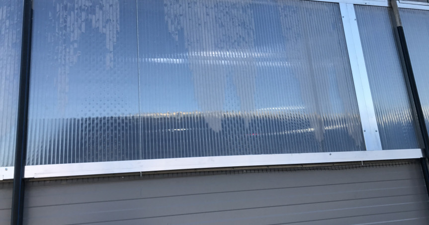 Световентялиционный конек и окна  для ферм соджержания КРС